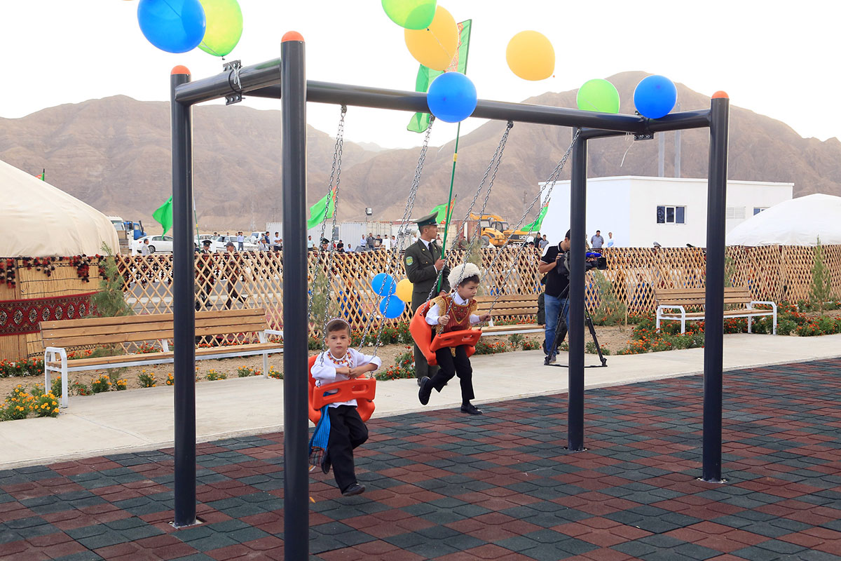 Täze jaýlaryň toý şatlygy